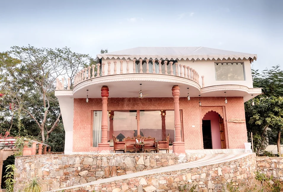 HeritageRoom1 Lohagarh Fort Resort Heritage Room