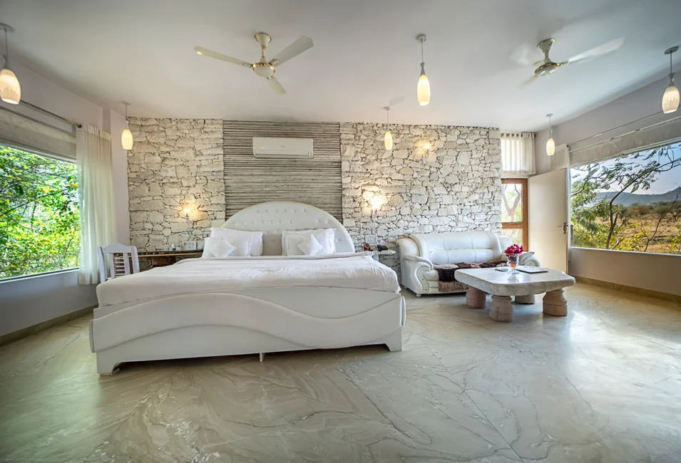 SuiteRoomWithJacuzzi1 Lohagarh Fort Resort Suite with Jacuzzi